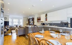 Queens Mews A Contemporary Beach Side Holiday Home For 6